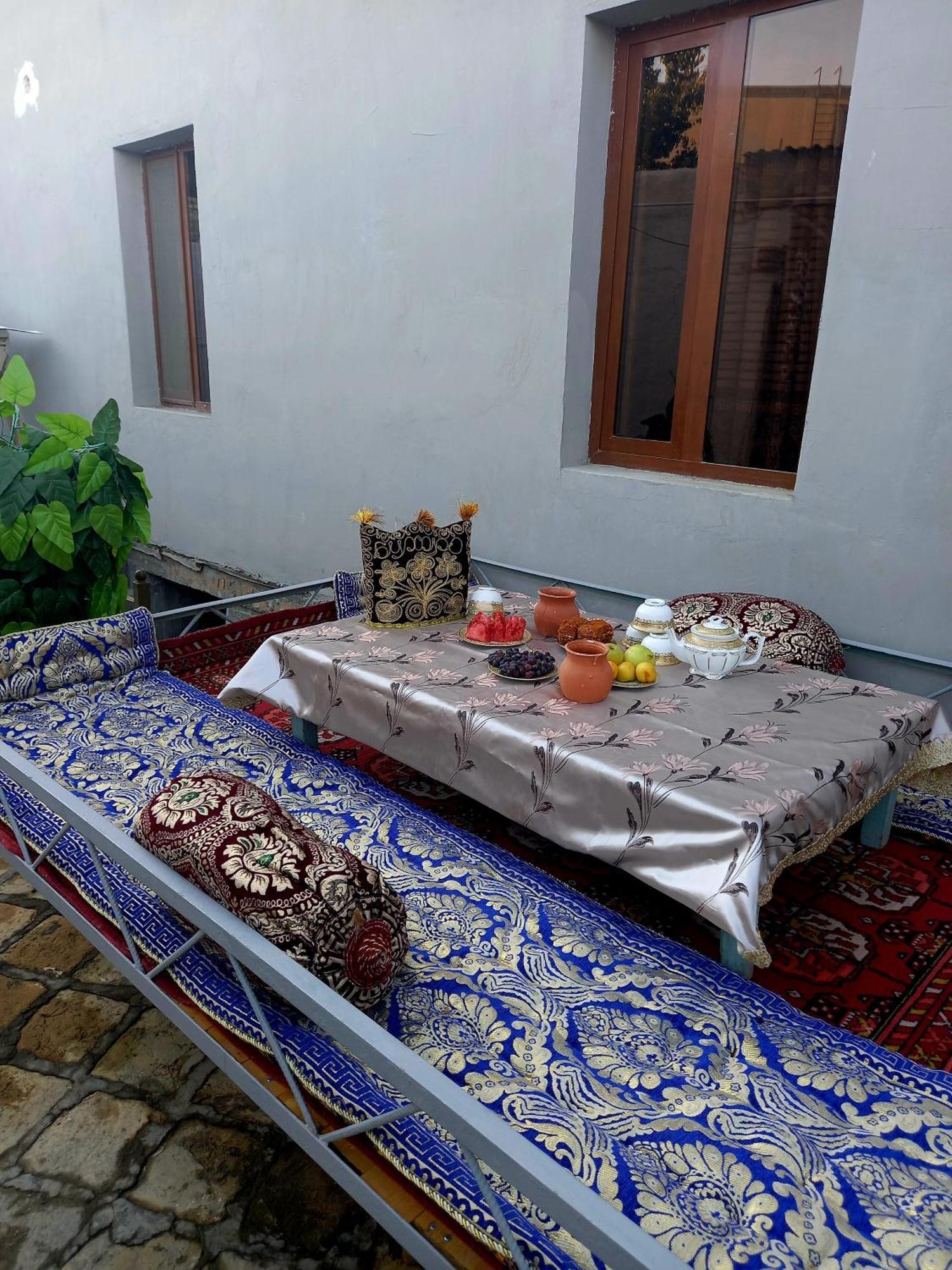 Lion Guest House Buxoro Ngoại thất bức ảnh